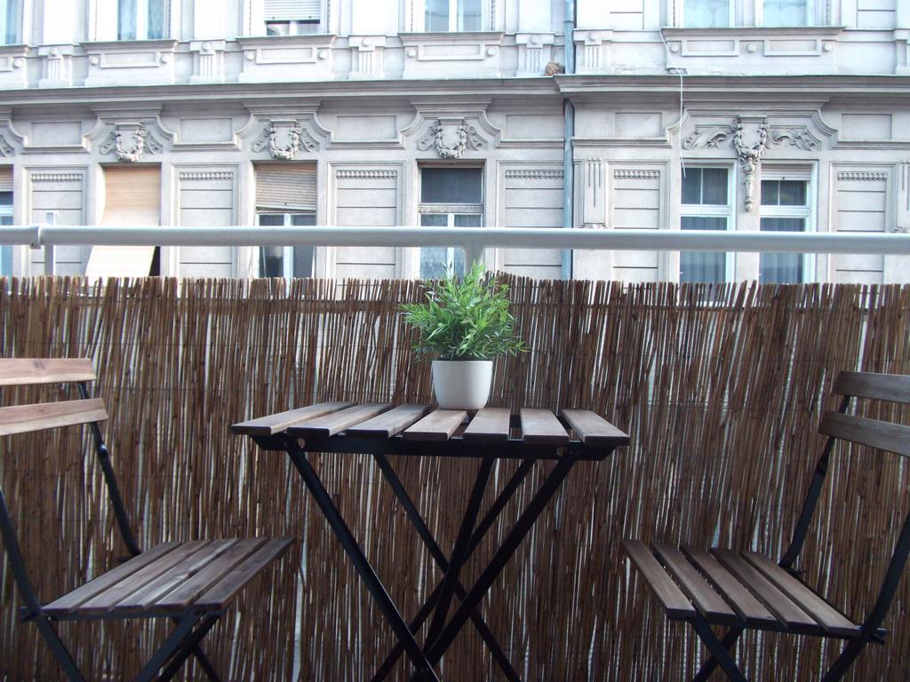 Ciao Budapest Hostel ภายนอก รูปภาพ