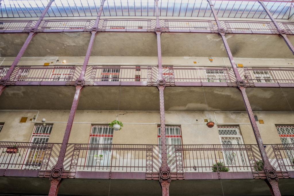 Ciao Budapest Hostel ภายนอก รูปภาพ