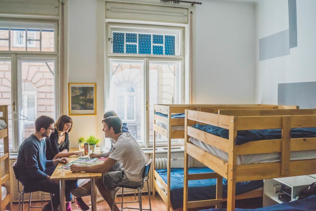 Ciao Budapest Hostel ภายนอก รูปภาพ
